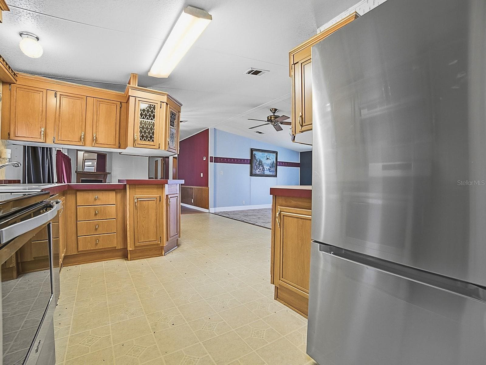 Manufactured Home at 15875 NE 148TH TERRACE RD, FORT MC COY, photo 10 of 46