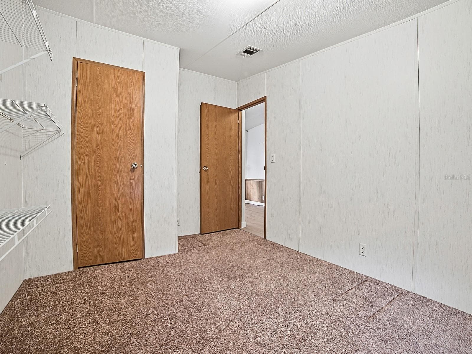 Manufactured Home at 15875 NE 148TH TERRACE RD, FORT MC COY, photo 26 of 46