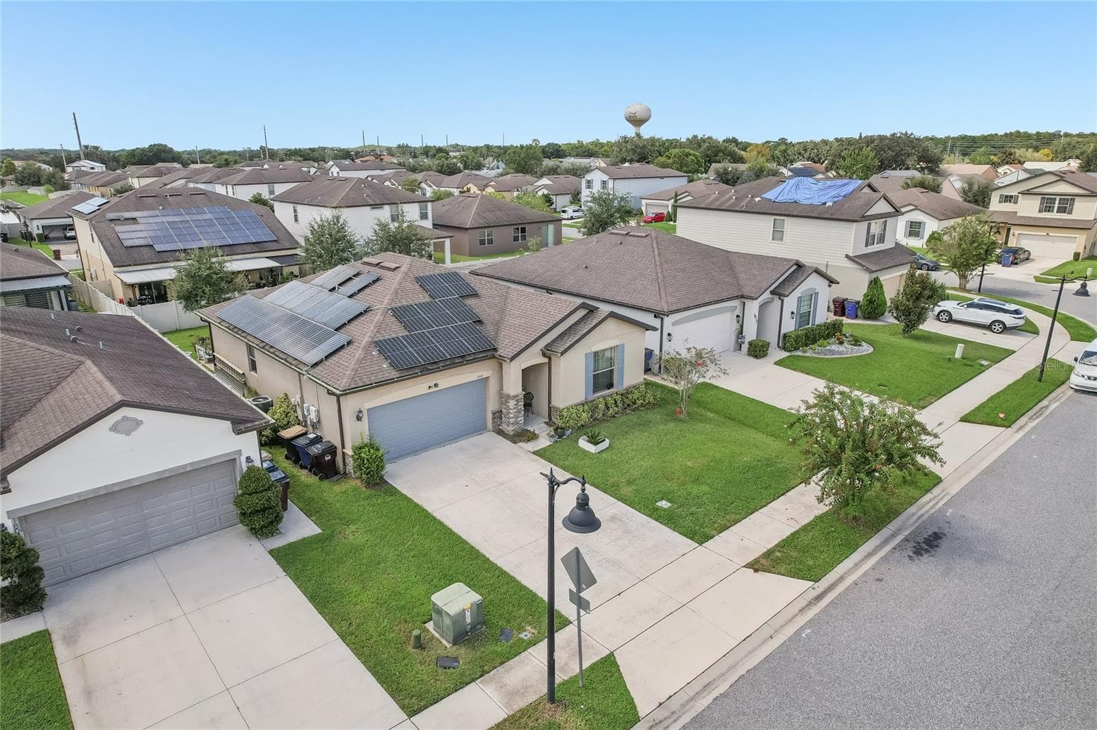 Single Family Residence at 1808 CAYMAN COVE CIR, ST CLOUD, photo 41 of 48