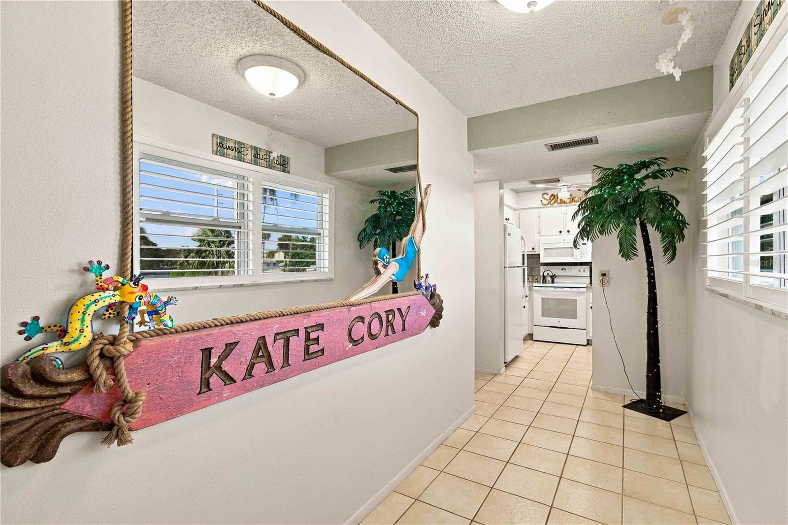 Front Entry Way - 304 47TH AVENUE DR W #313, BRADENTON