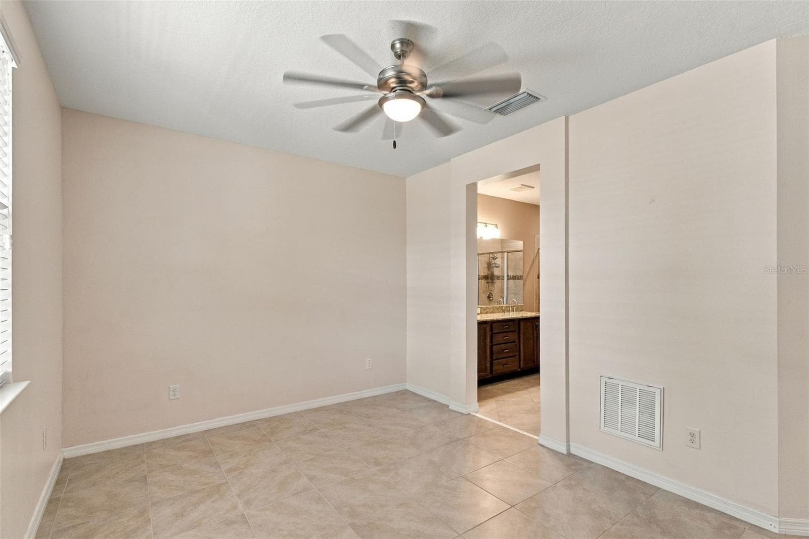 Single Family Residence at 5665 NW 40TH LOOP, OCALA, photo 32 of 73