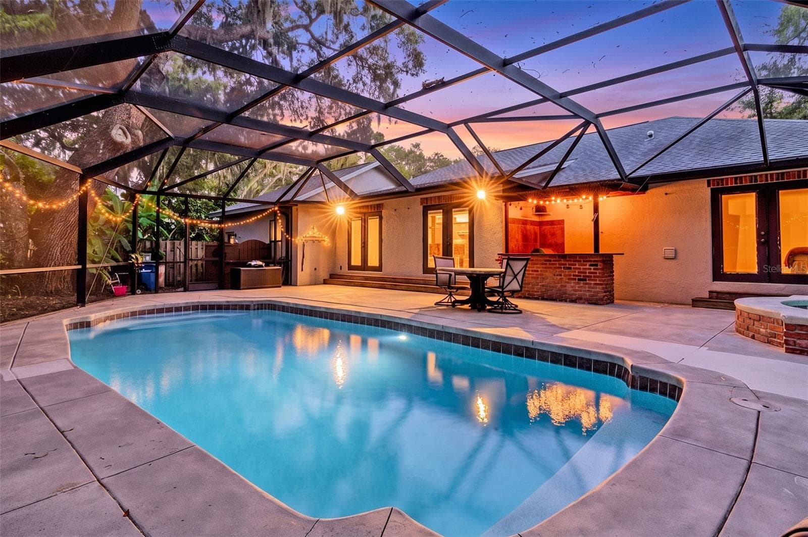 Single Family Residence at 2640 MAPLELOFT LN, SARASOTA, photo 2 of 91
