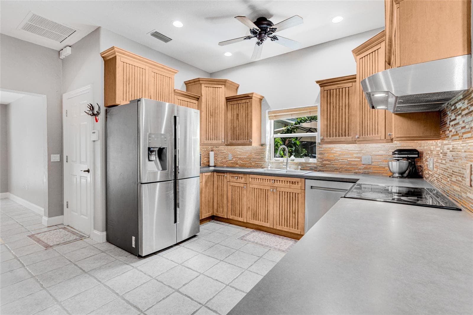 Single Family Residence at 2640 MAPLELOFT LN, SARASOTA, photo 8 of 91