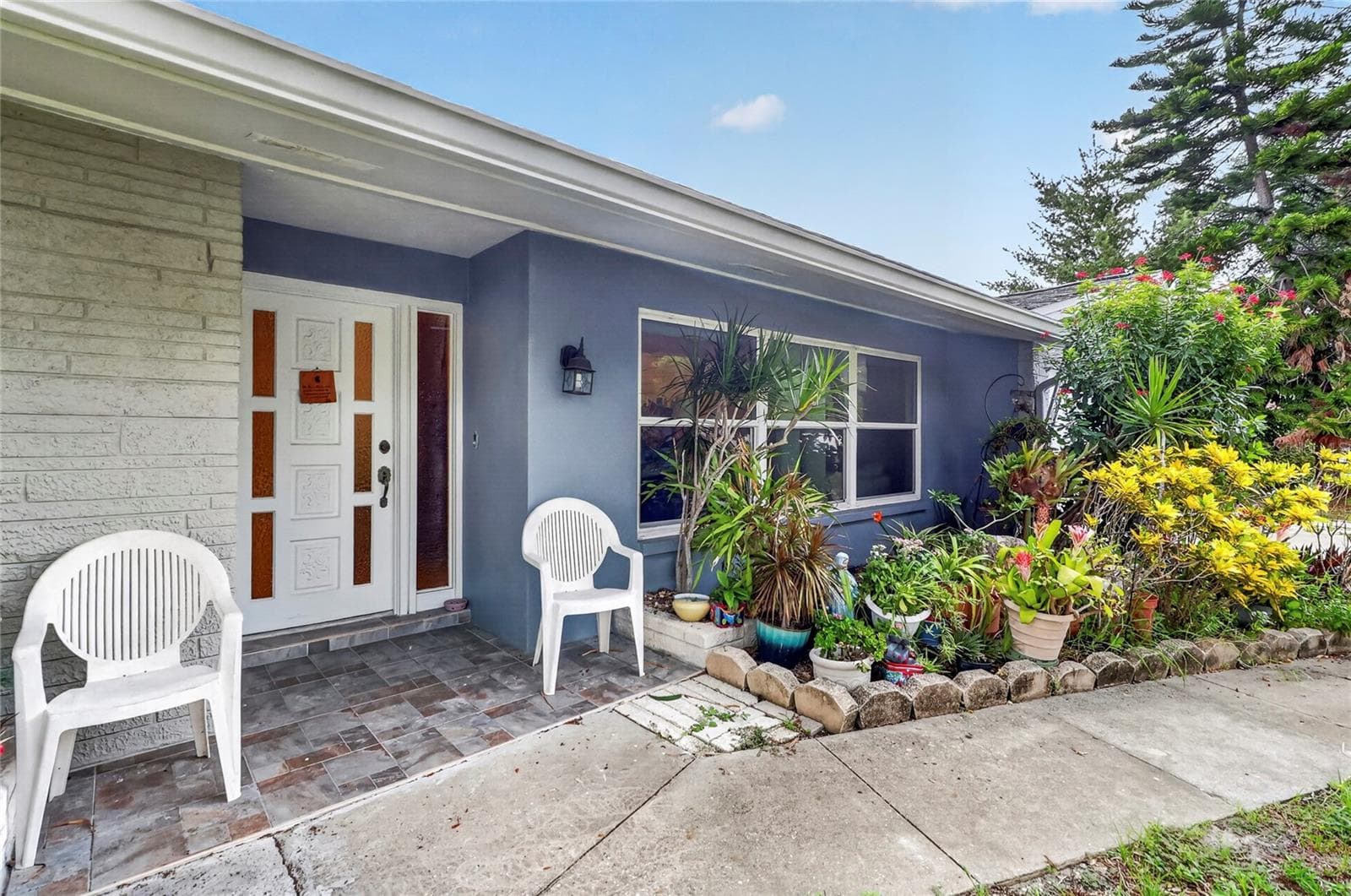 Single Family Residence at 1158 OVERCASH DR, DUNEDIN, photo 2 of 62