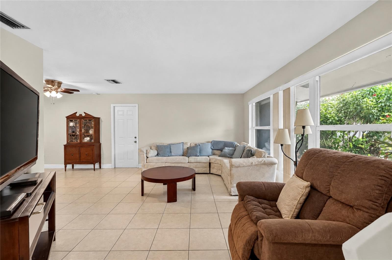 Single Family Residence at 1158 OVERCASH DR, DUNEDIN, photo 4 of 62