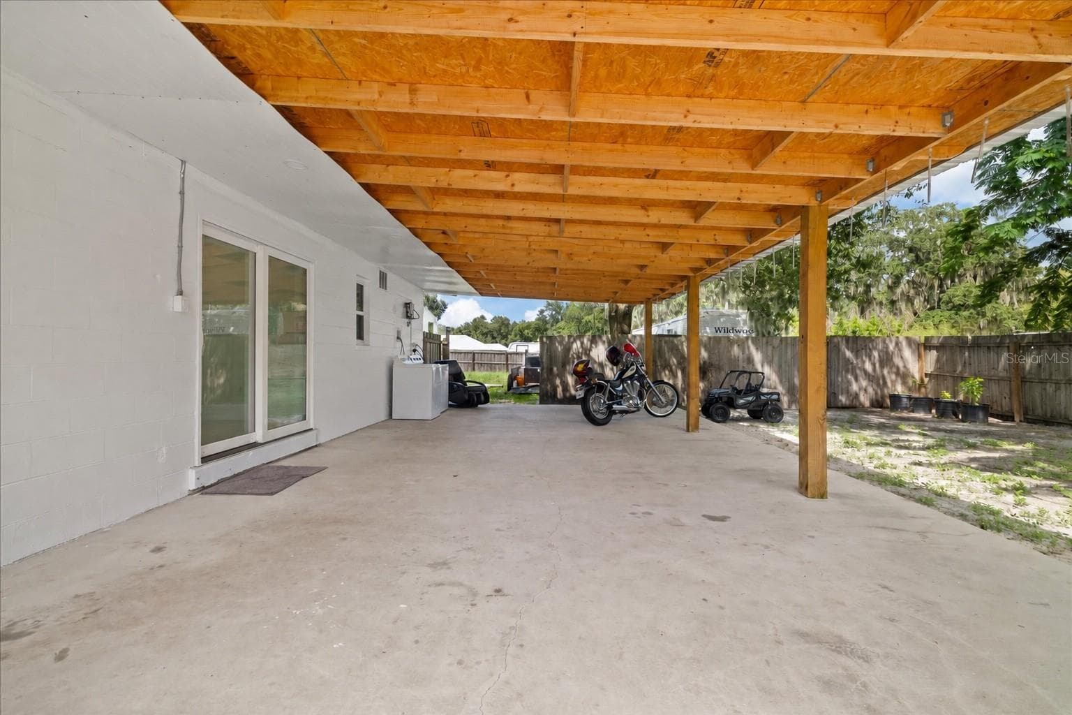 Single Family Residence at 8125 N SOCRUM LOOP RD, LAKELAND, photo 43 of 47