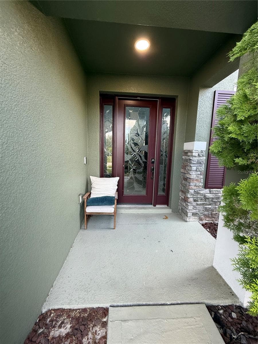 Covered Entry - 1340 LAKE BATON DR, DELTONA
