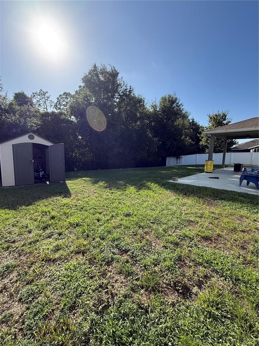 Backyard image 2 - 1340 LAKE BATON DR, DELTONA