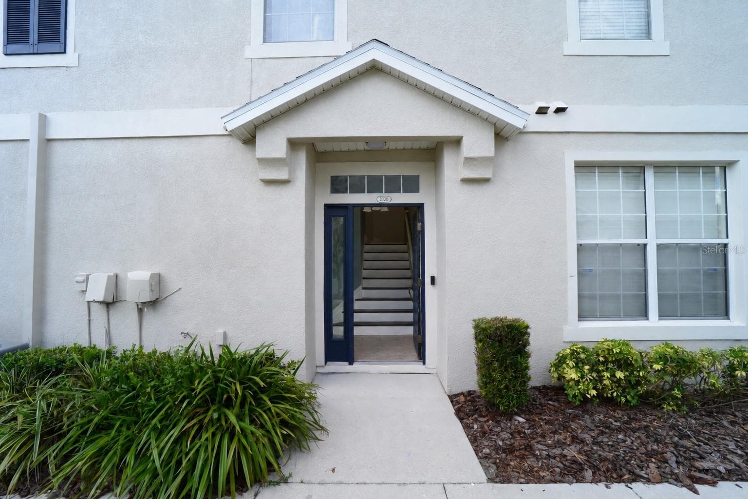 Front Door - 2328 TANBARK RIDGE PL, PLANT CITY