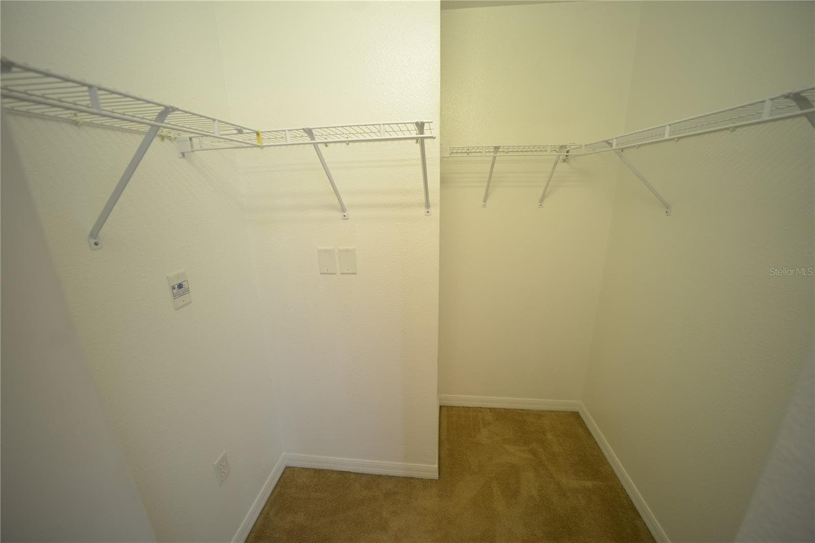 Primary Closet - 2328 TANBARK RIDGE PL, PLANT CITY