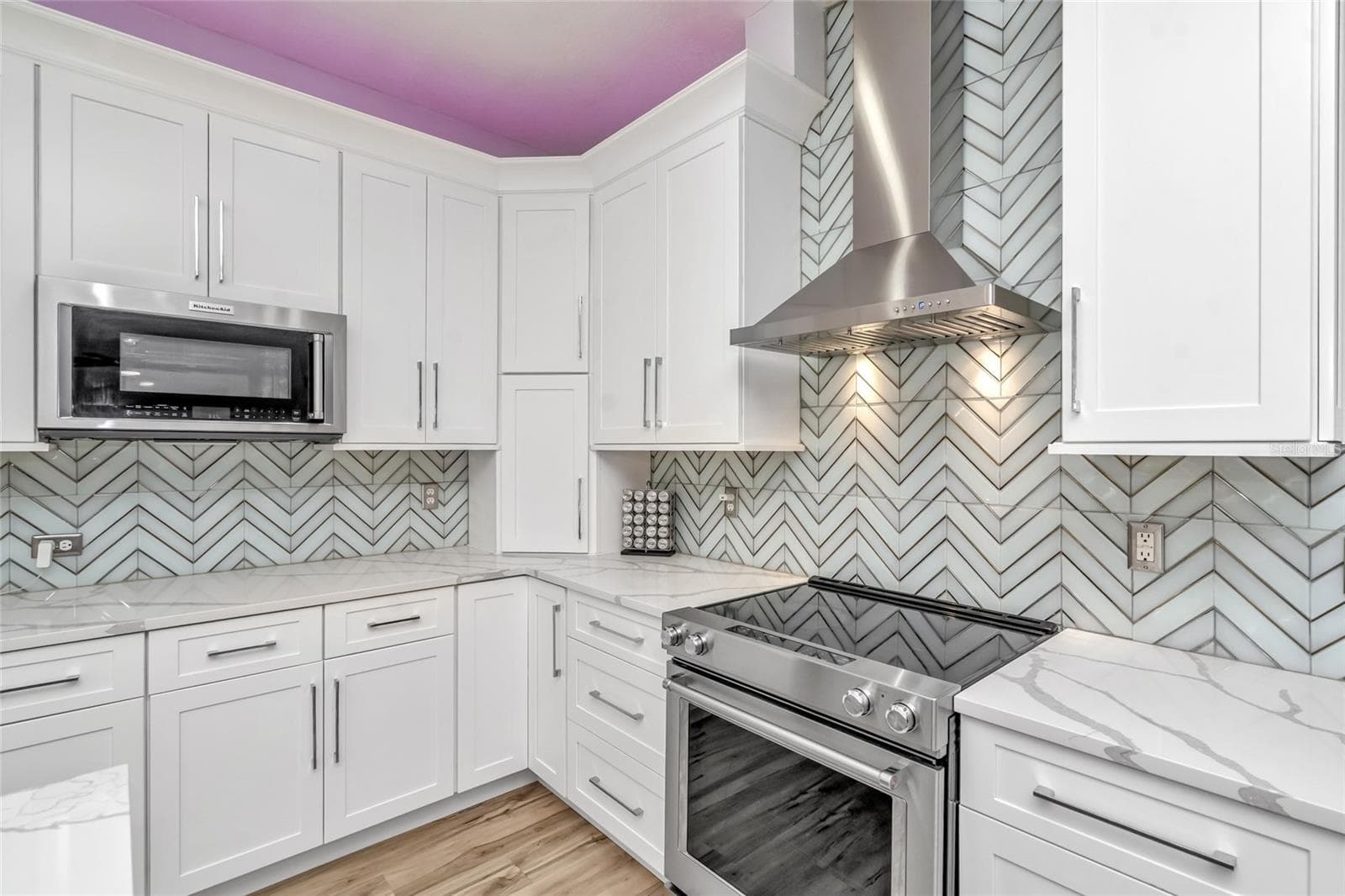 Kitchen - 16214 MUIRFIELD DR, ODESSA