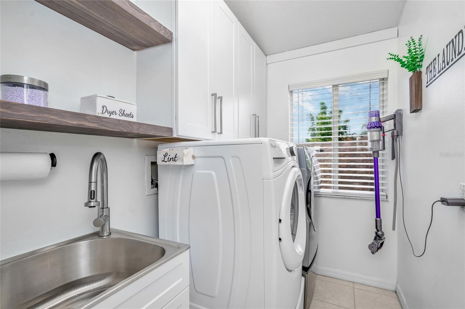 Laundry room - 16214 MUIRFIELD DR, ODESSA