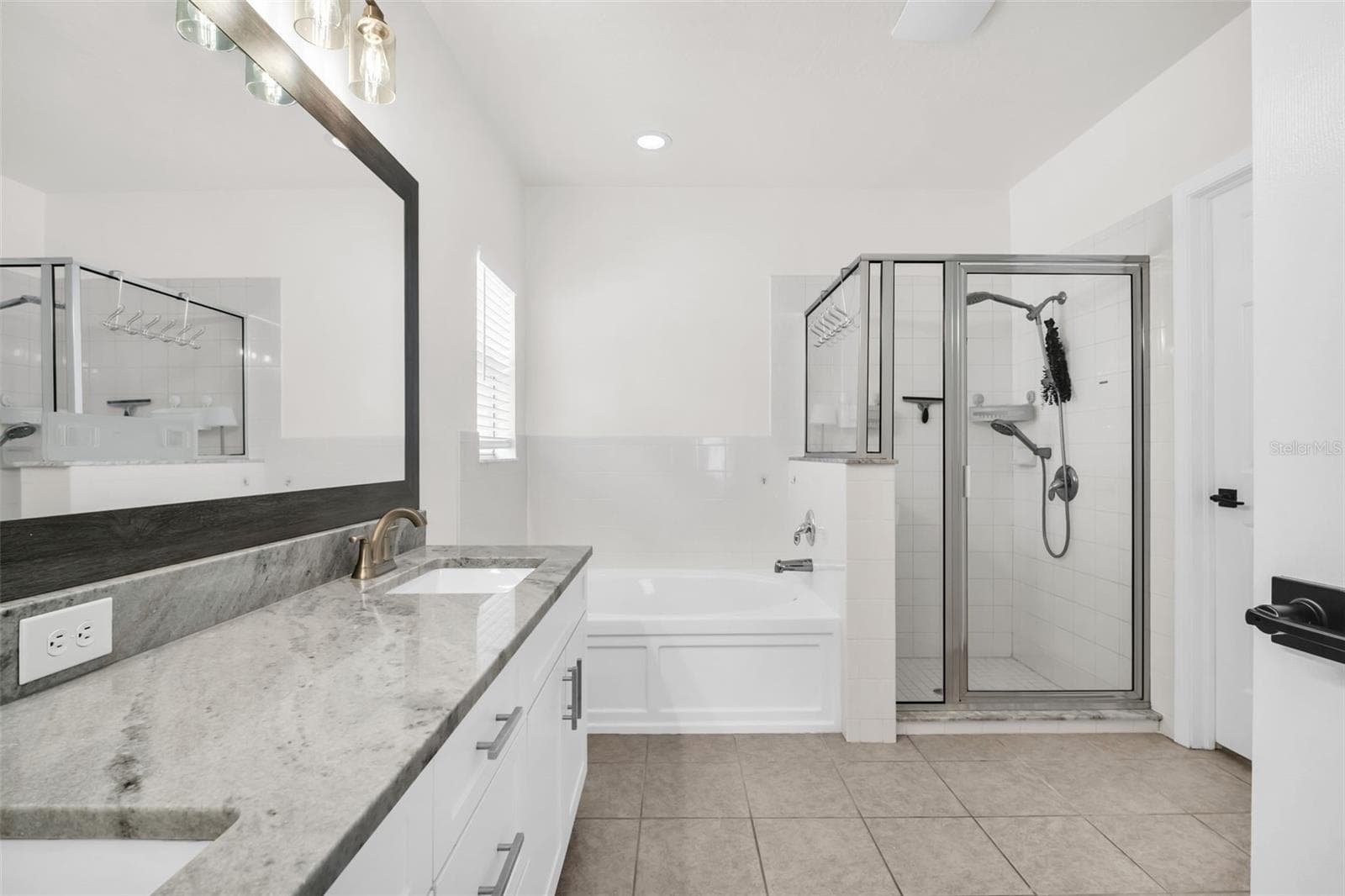 Main Bathroom - 13028 TERRACE SPRINGS DR, TEMPLE TERRACE