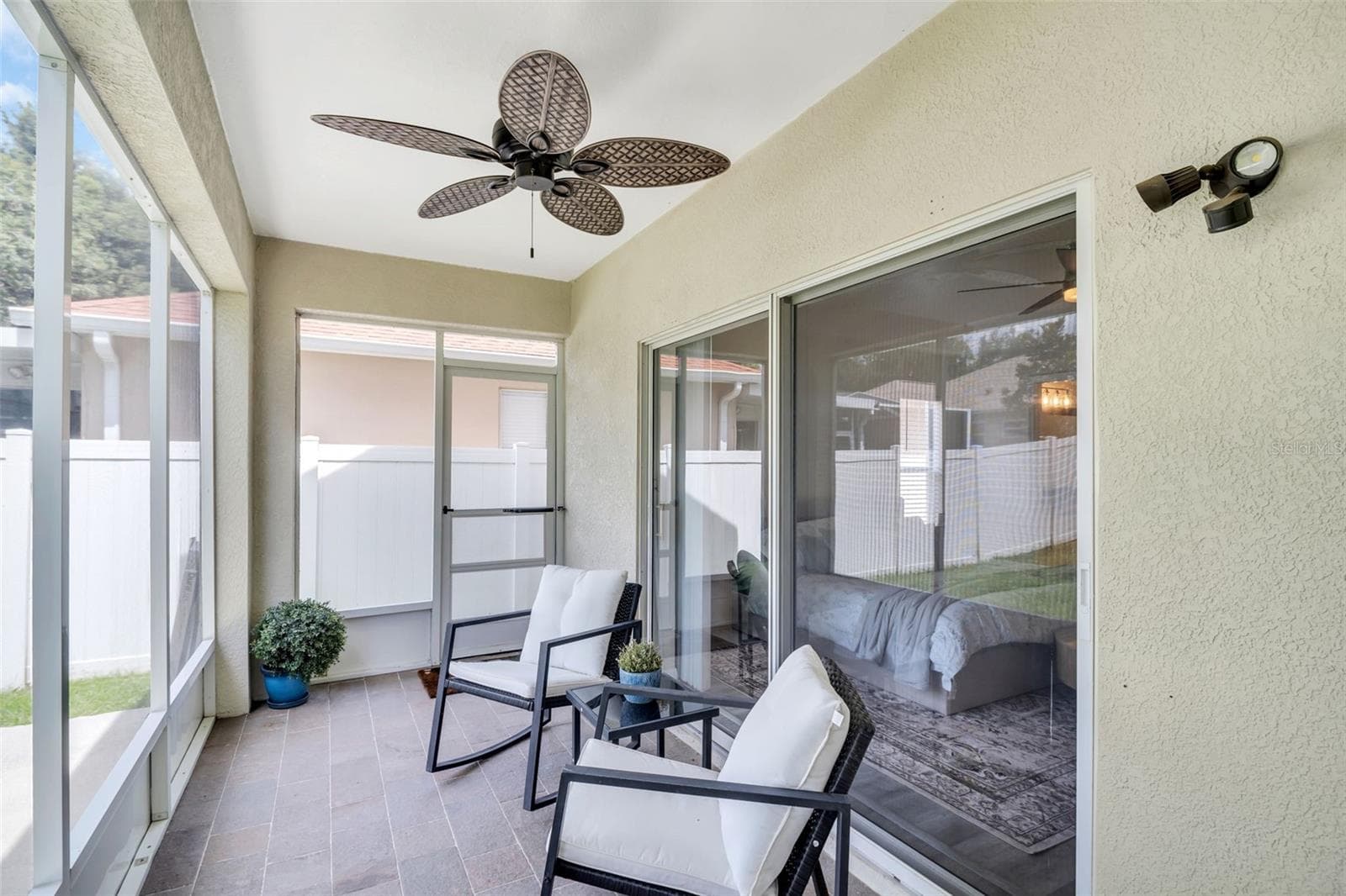 Screened-in Lanai - 13028 TERRACE SPRINGS DR, TEMPLE TERRACE