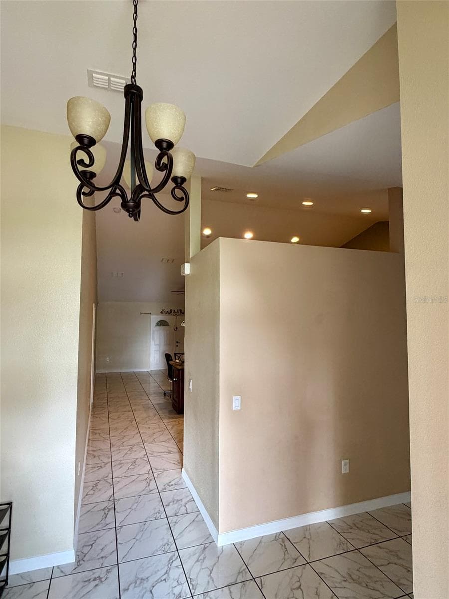 Entry Hallway - 319 MARQUEE DR, KISSIMMEE