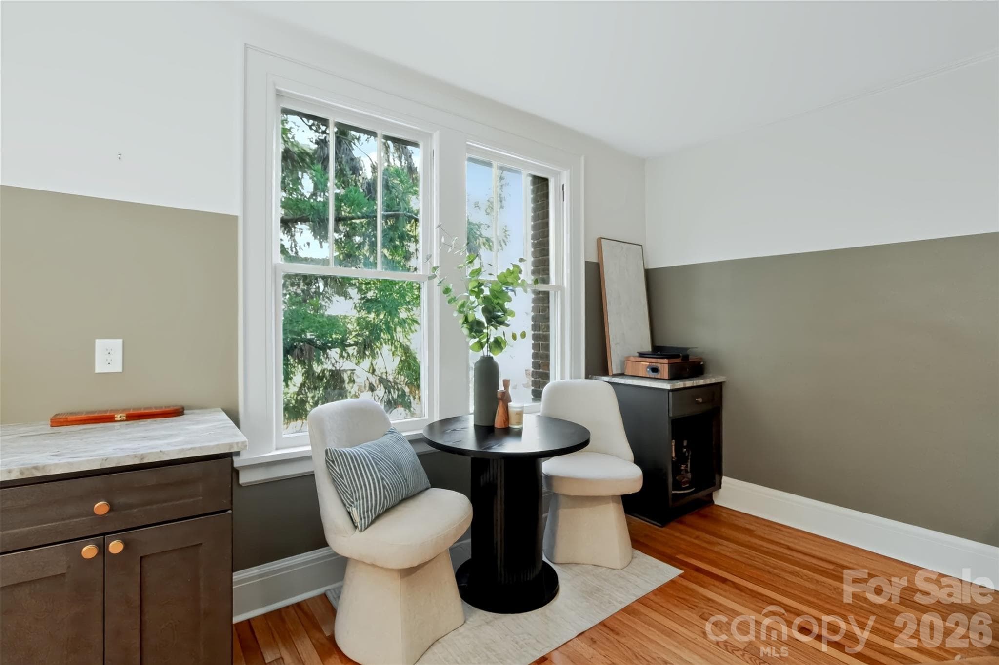 Condominium at 712 Louise Avenue, Charlotte, photo 11 of 34