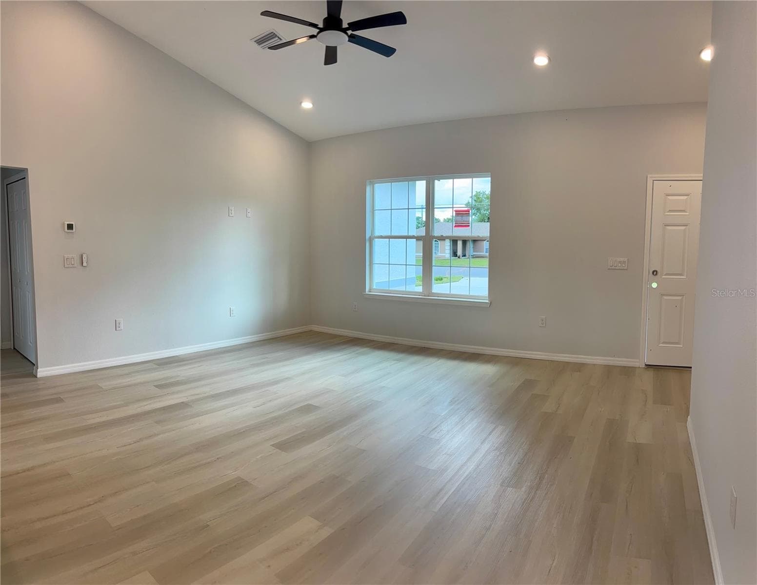 Single Family Residence at 5500 PECAN RD, OCALA, photo 6 of 16