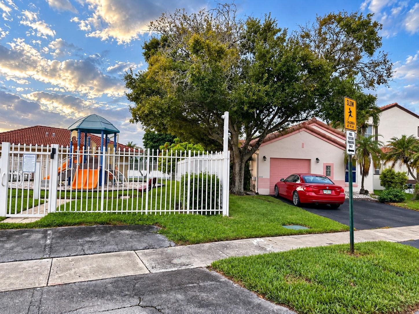 Single Family Residence at 2122 NW 184TH WAY, PEMBROKE PINES, photo 2 of 12