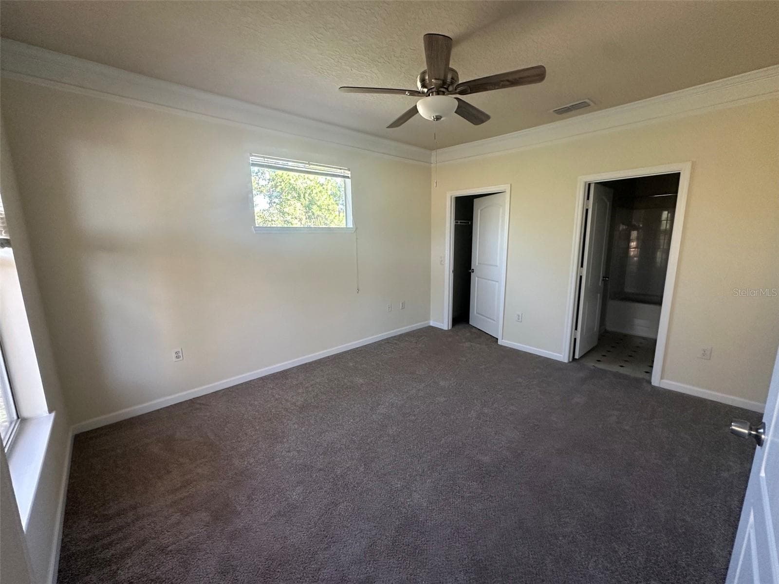 Master bedroom - 8842 VILLA VIEW CIR #301, ORLANDO