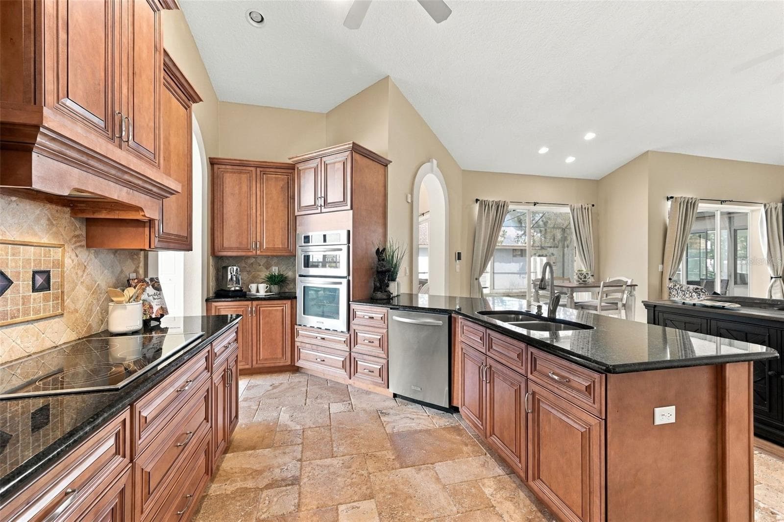 Granite counters - 2966 HILLCREEK CIR S, CLEARWATER