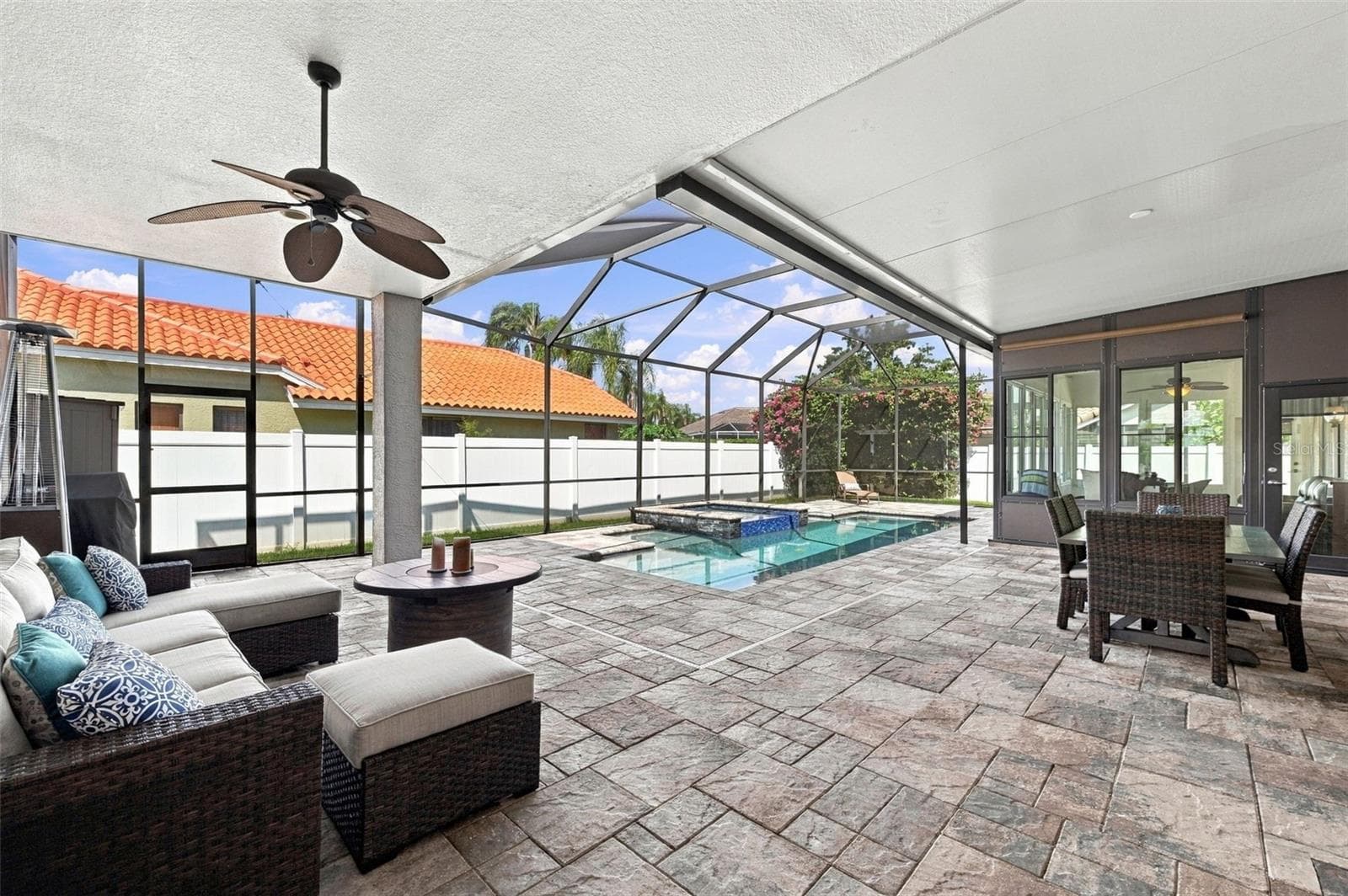 Single Family Residence at 2966 HILLCREEK CIR S, CLEARWATER, photo 38 of 58