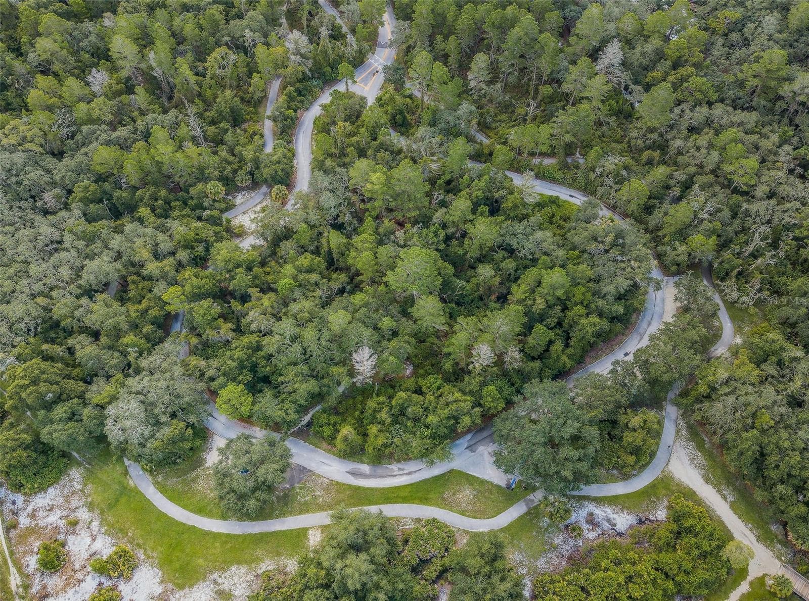 Trails for enjoyment - 2966 HILLCREEK CIR S, CLEARWATER