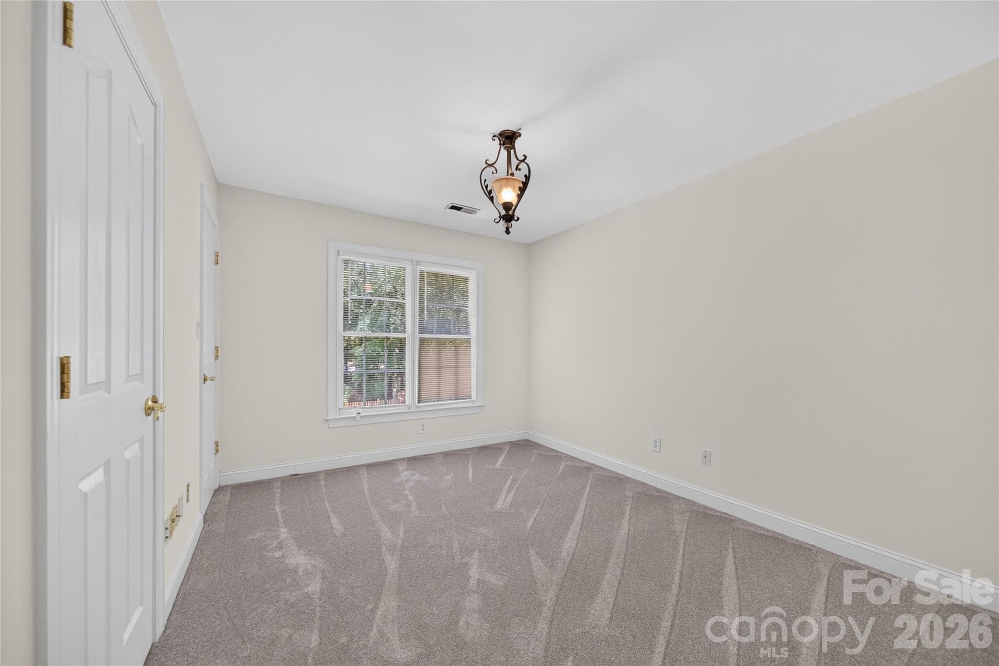 Single Family Residence at 12135 Darby Chase Drive, Charlotte, photo 25 of 39