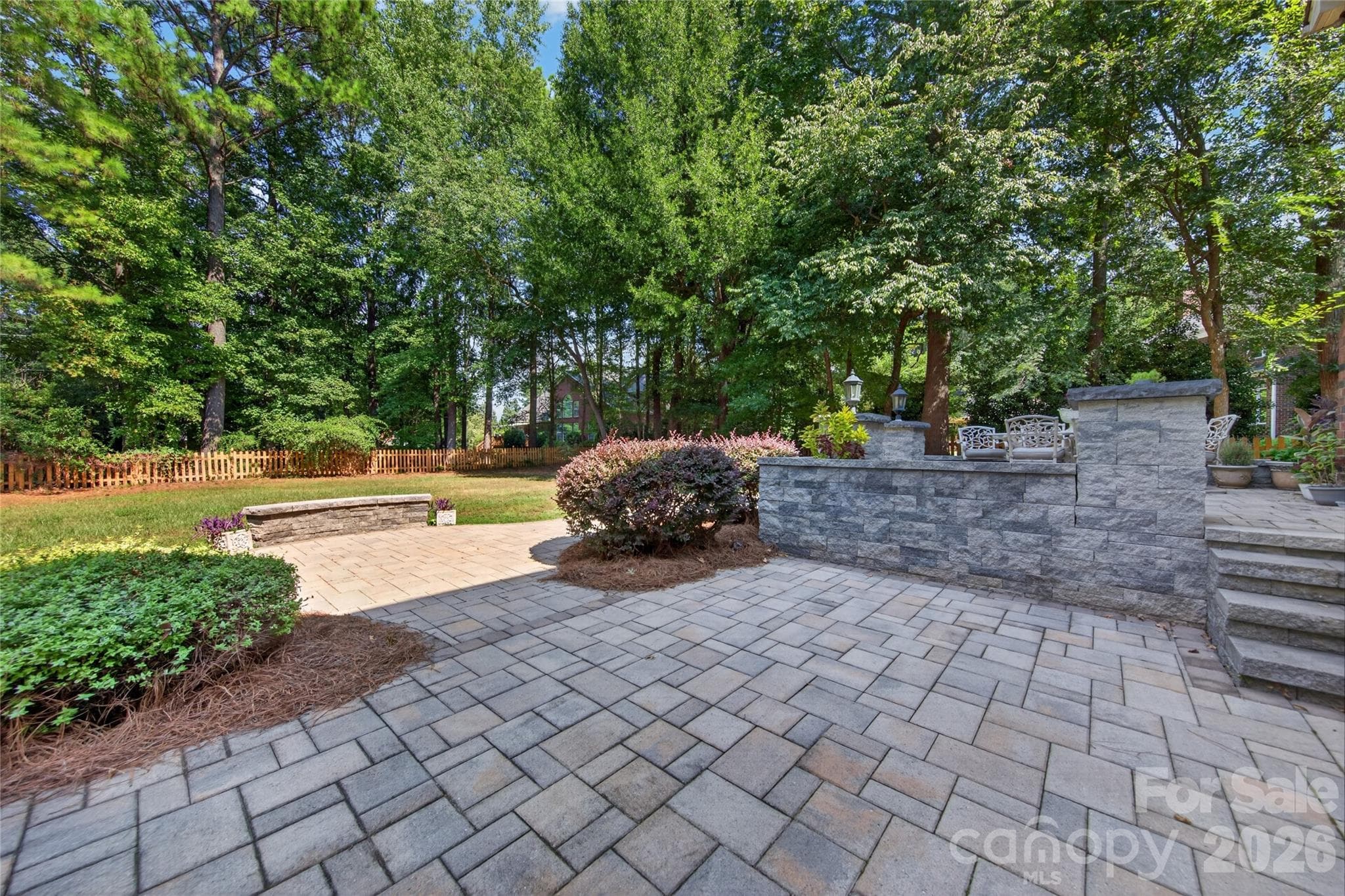 Single Family Residence at 12135 Darby Chase Drive, Charlotte, photo 32 of 39