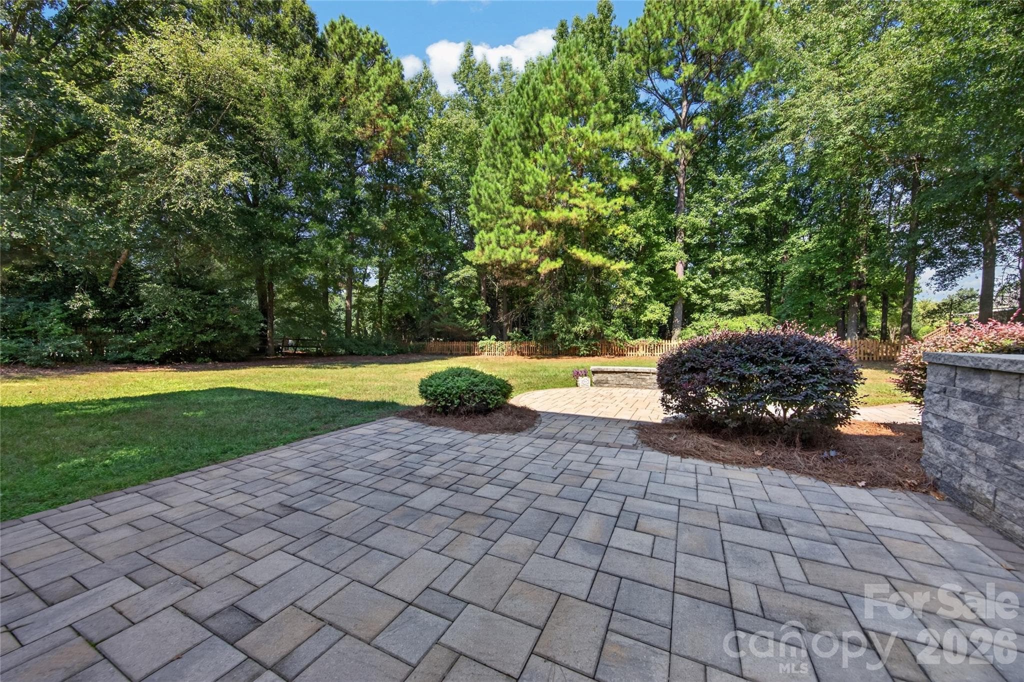 Single Family Residence at 12135 Darby Chase Drive, Charlotte, photo 33 of 39