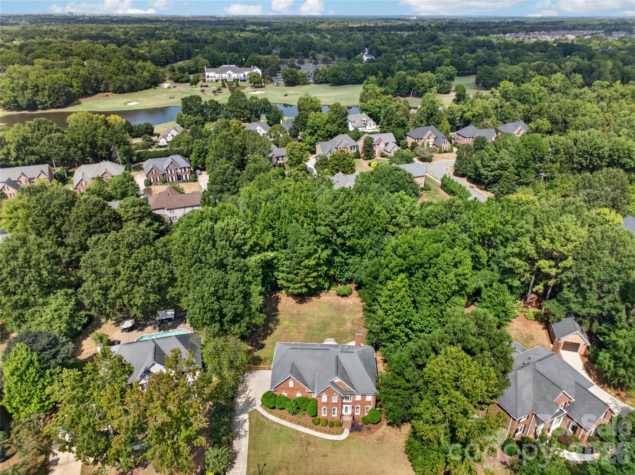 Single Family Residence at 12135 Darby Chase Drive, Charlotte, photo 2 of 39