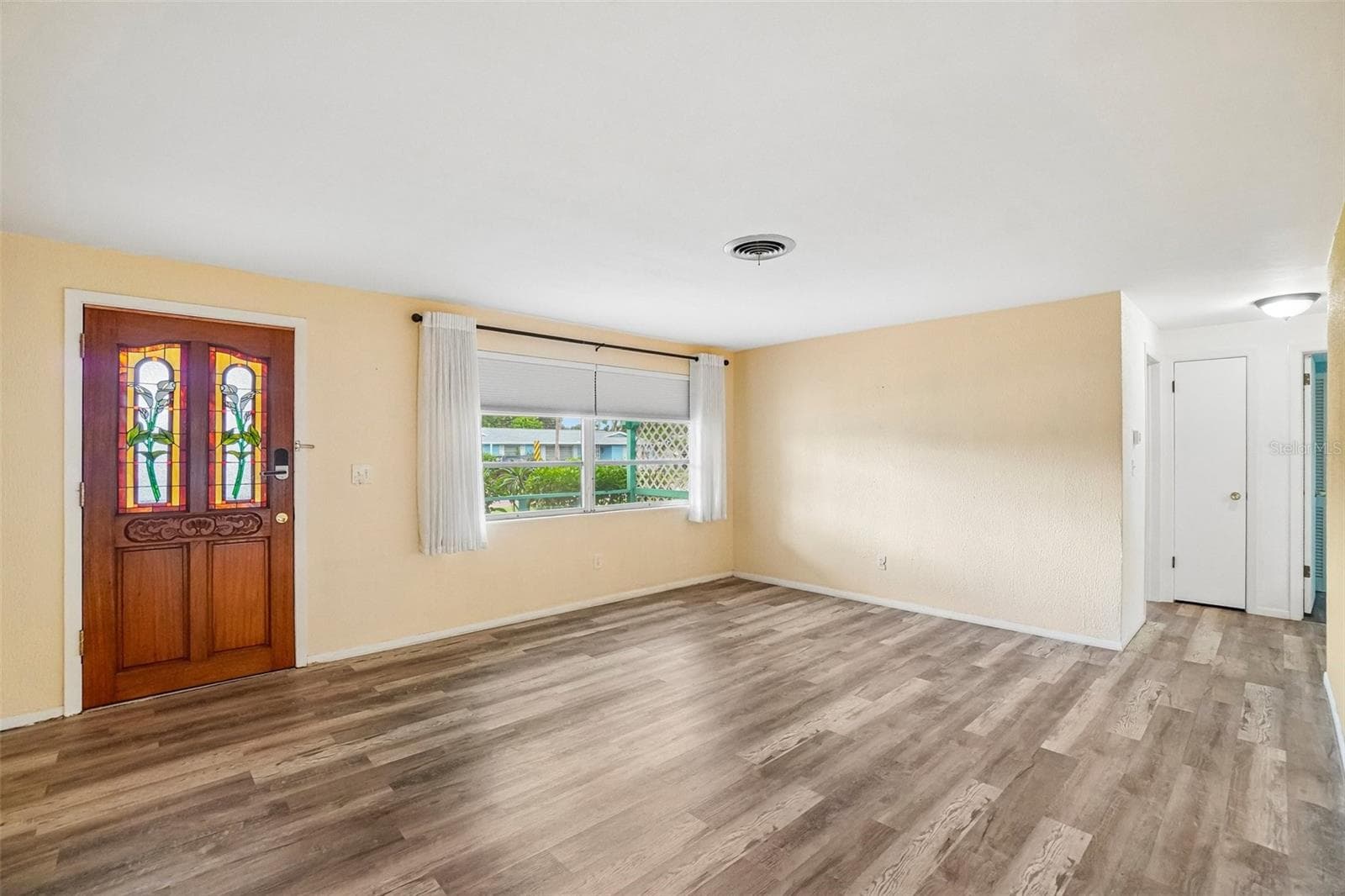 Single Family Residence at 1777 BENTLEY ST, CLEARWATER, photo 6 of 35