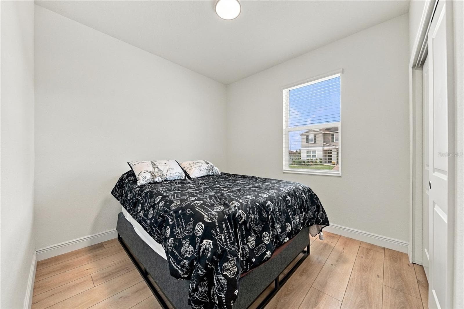 Bedroom can be used for an office, or your own workout room! - 2121 MALBEC CT, MINNEOLA