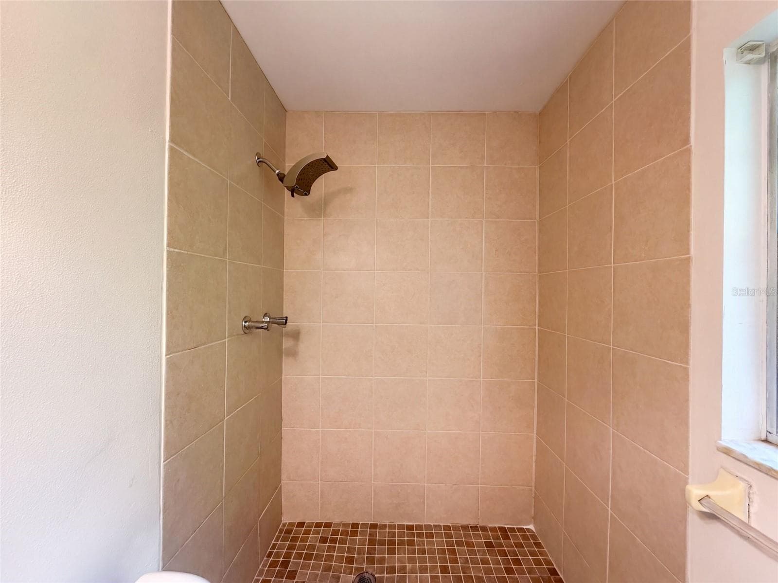 Single Family Residence at 293 MICHAEL AVE, HOLLY HILL, photo 9 of 14
