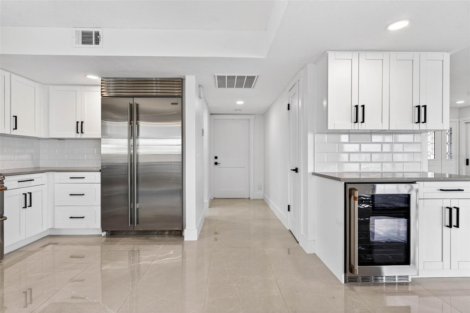 Single Family Residence at 319 MIDWAY IS, CLEARWATER, photo 13 of 80