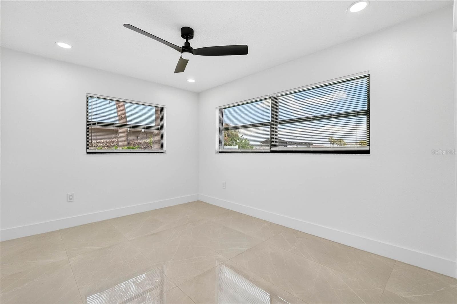 Single Family Residence at 319 MIDWAY IS, CLEARWATER, photo 18 of 80