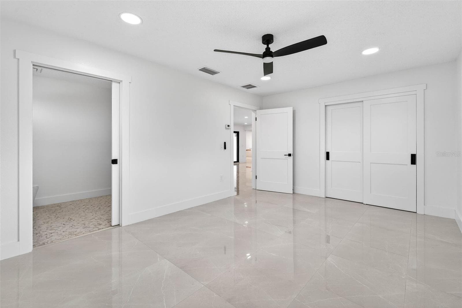 Single Family Residence at 319 MIDWAY IS, CLEARWATER, photo 20 of 80