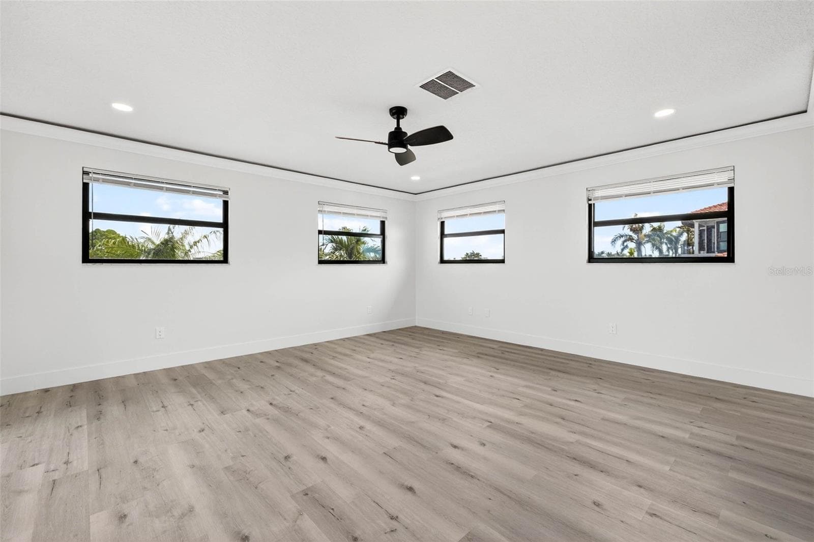 Single Family Residence at 319 MIDWAY IS, CLEARWATER, photo 39 of 80
