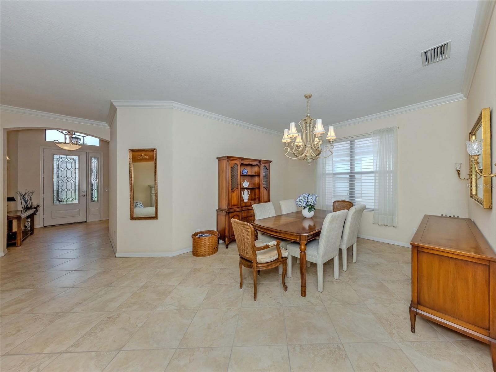 Dining Room with crown molding - 20702 CAPELLO DR, VENICE