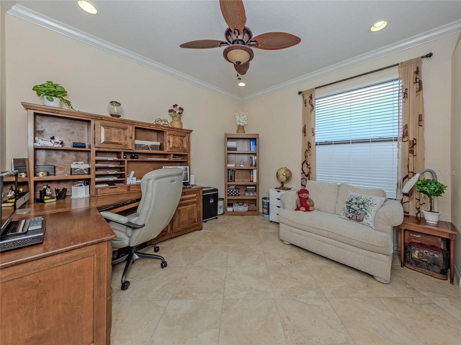 Den/4 Bedroom with wall to wall closet - 20702 CAPELLO DR, VENICE