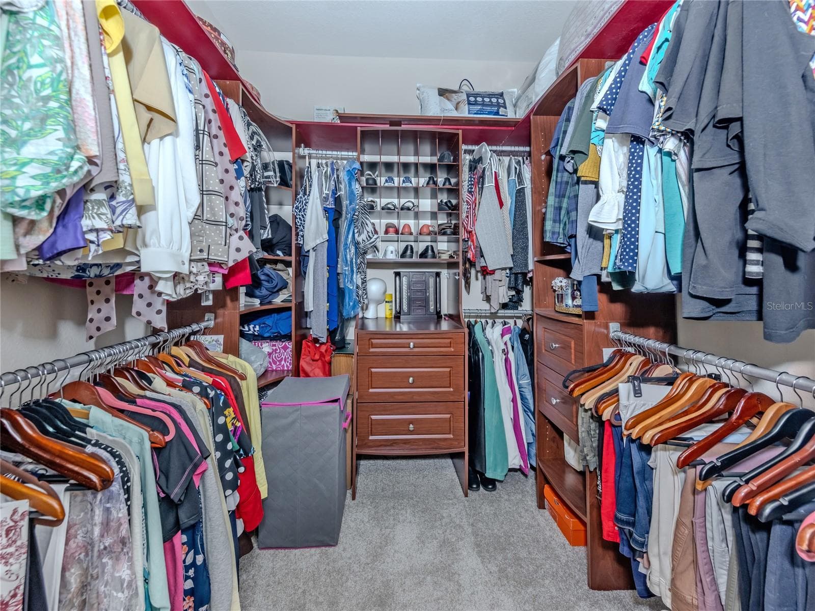 California Closets in both - 20702 CAPELLO DR, VENICE