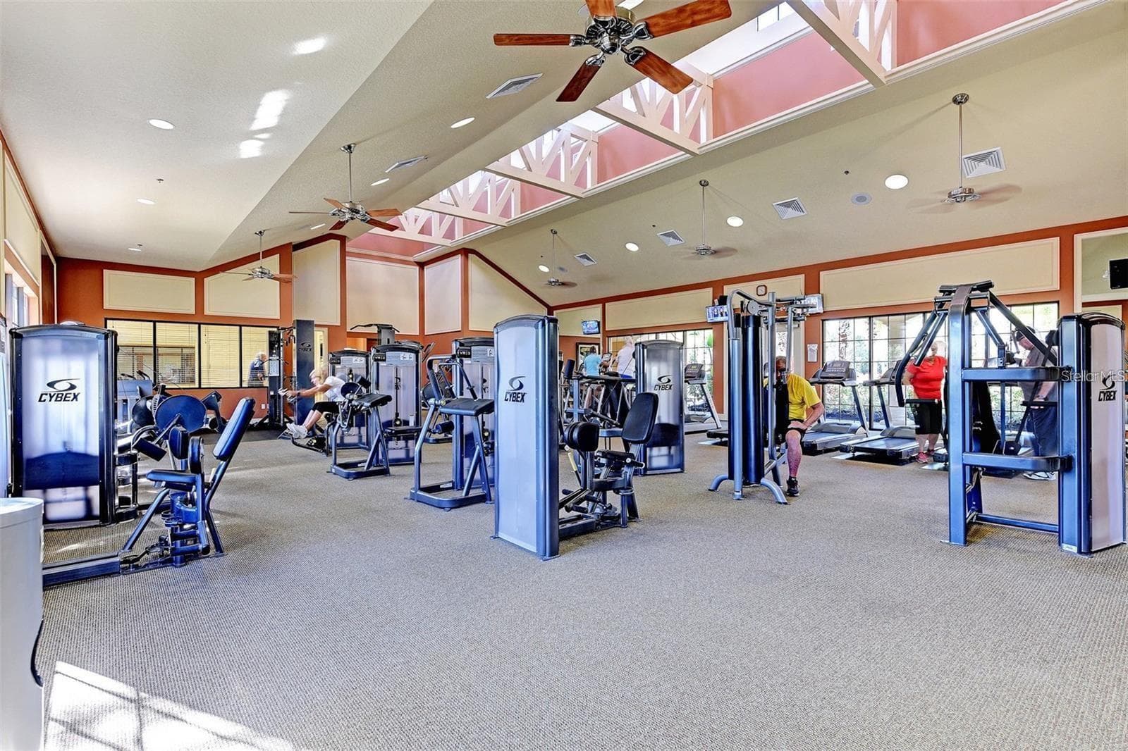 Fitness center - 20702 CAPELLO DR, VENICE