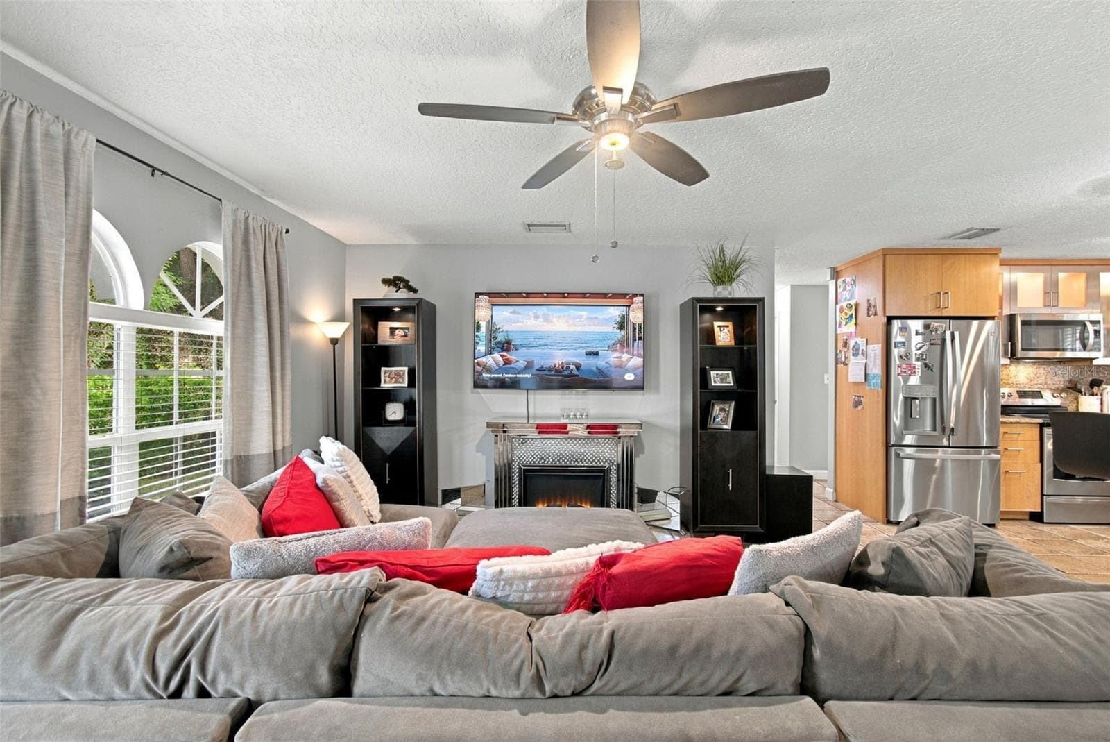 Single Family Residence at 2801 W SAN ISIDRO ST, TAMPA, photo 11 of 54