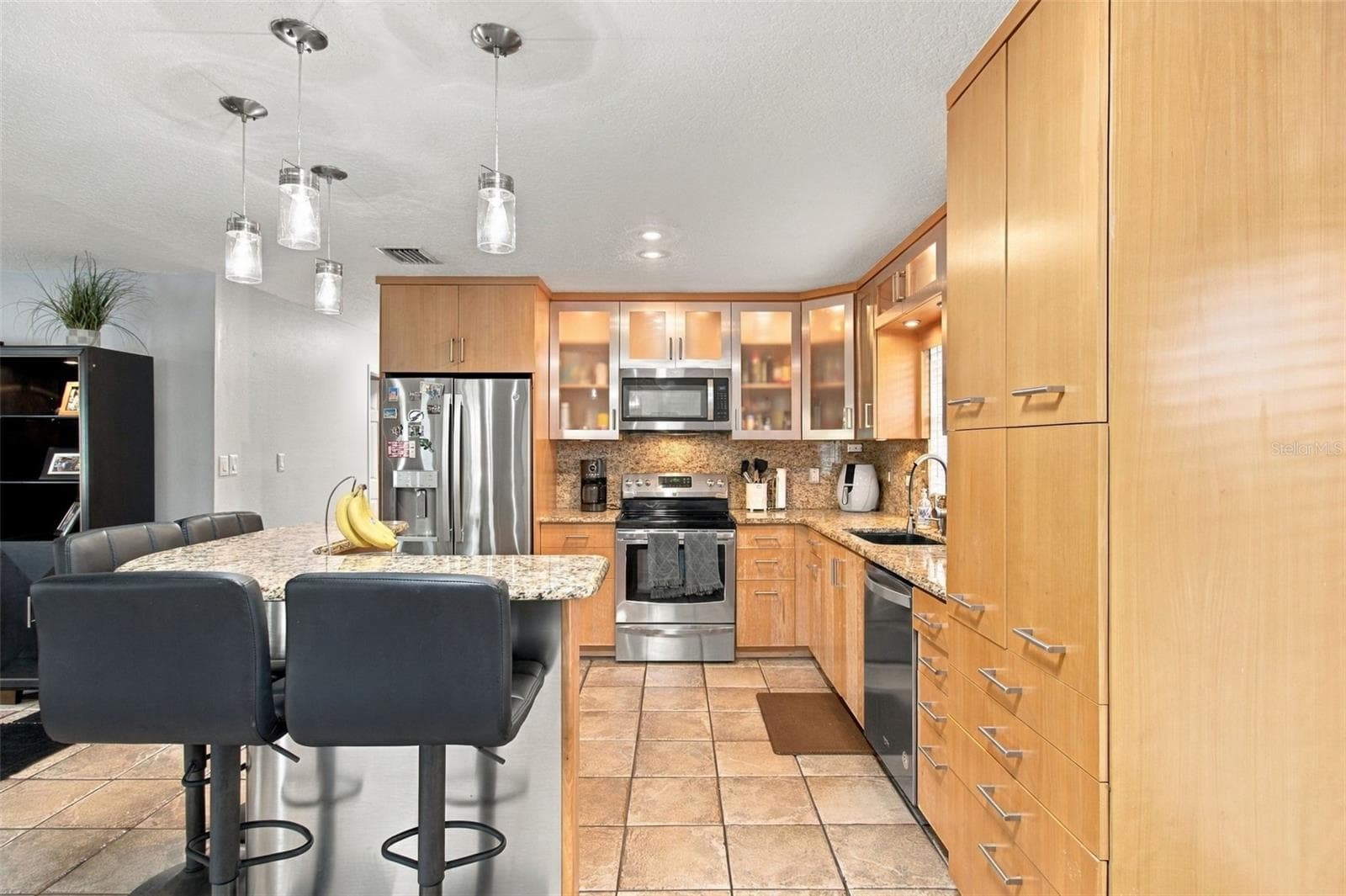Single Family Residence at 2801 W SAN ISIDRO ST, TAMPA, photo 18 of 54