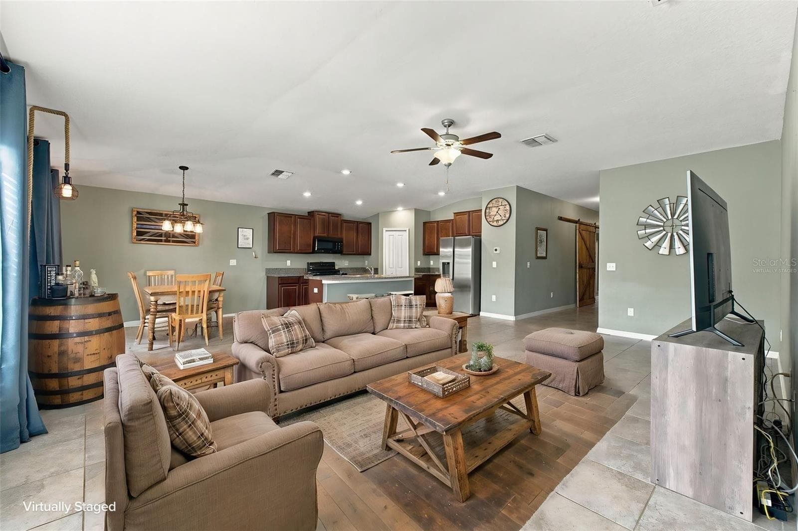 Virtually Staged - 6645 WAGON TRAIL ST, ZEPHYRHILLS