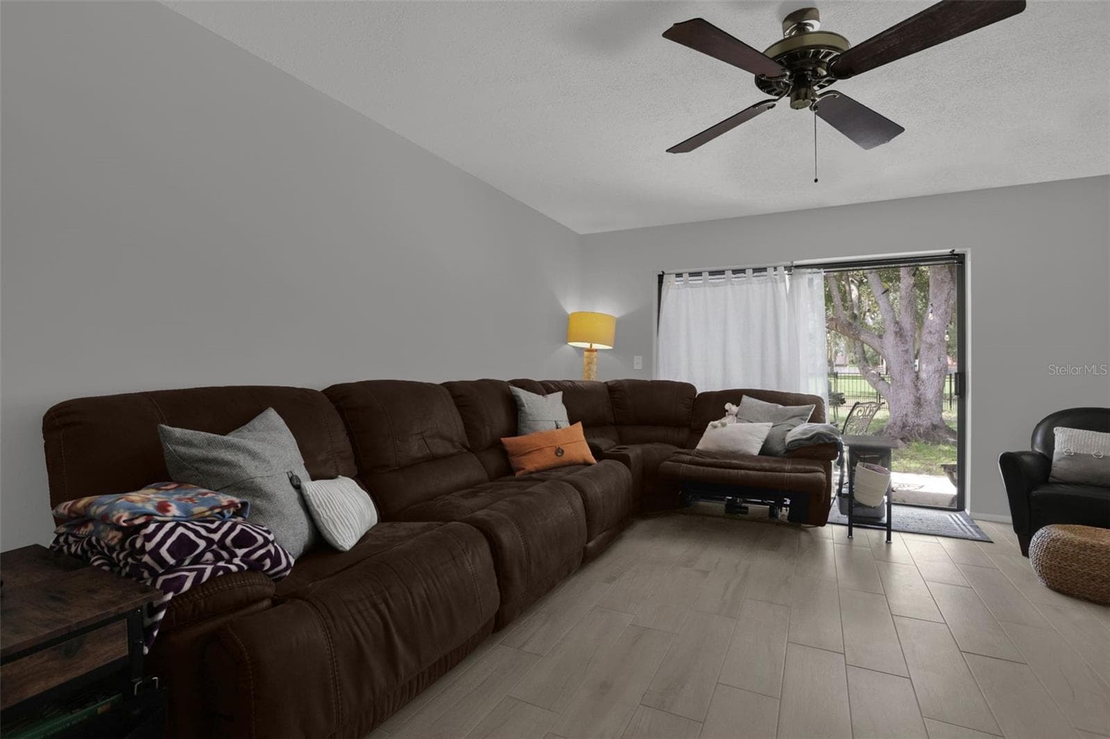 Single Family Residence at 990 WAVERLY DR, LONGWOOD, photo 9 of 32