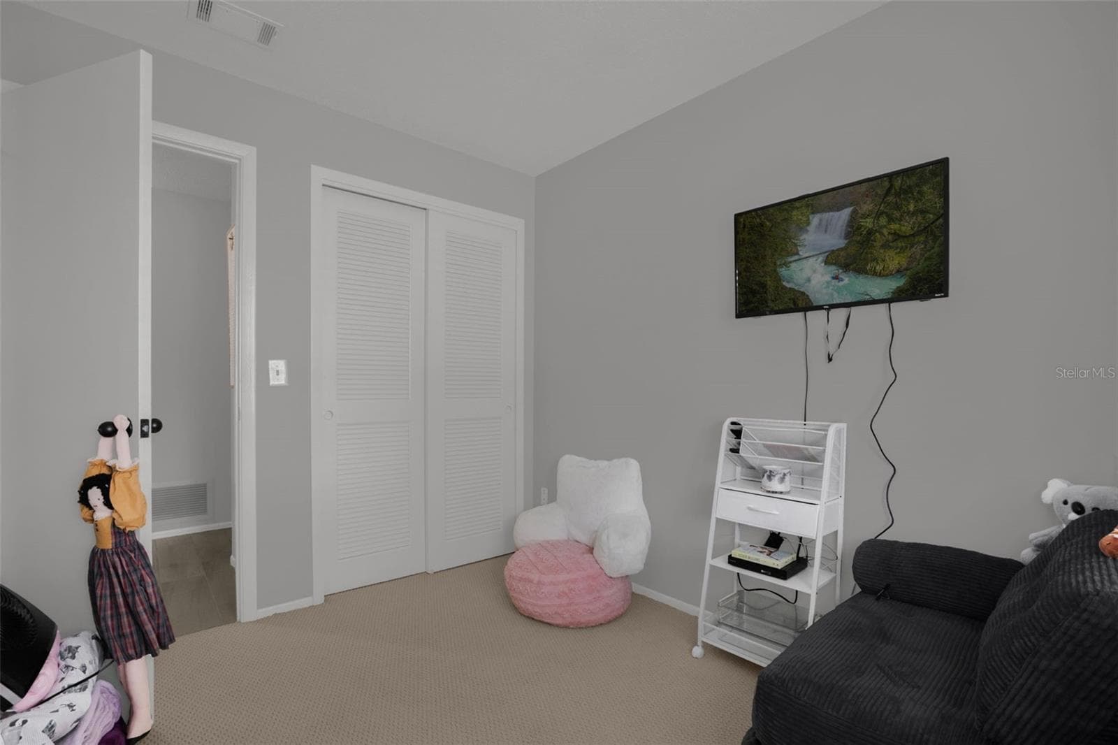 Single Family Residence at 990 WAVERLY DR, LONGWOOD, photo 12 of 32