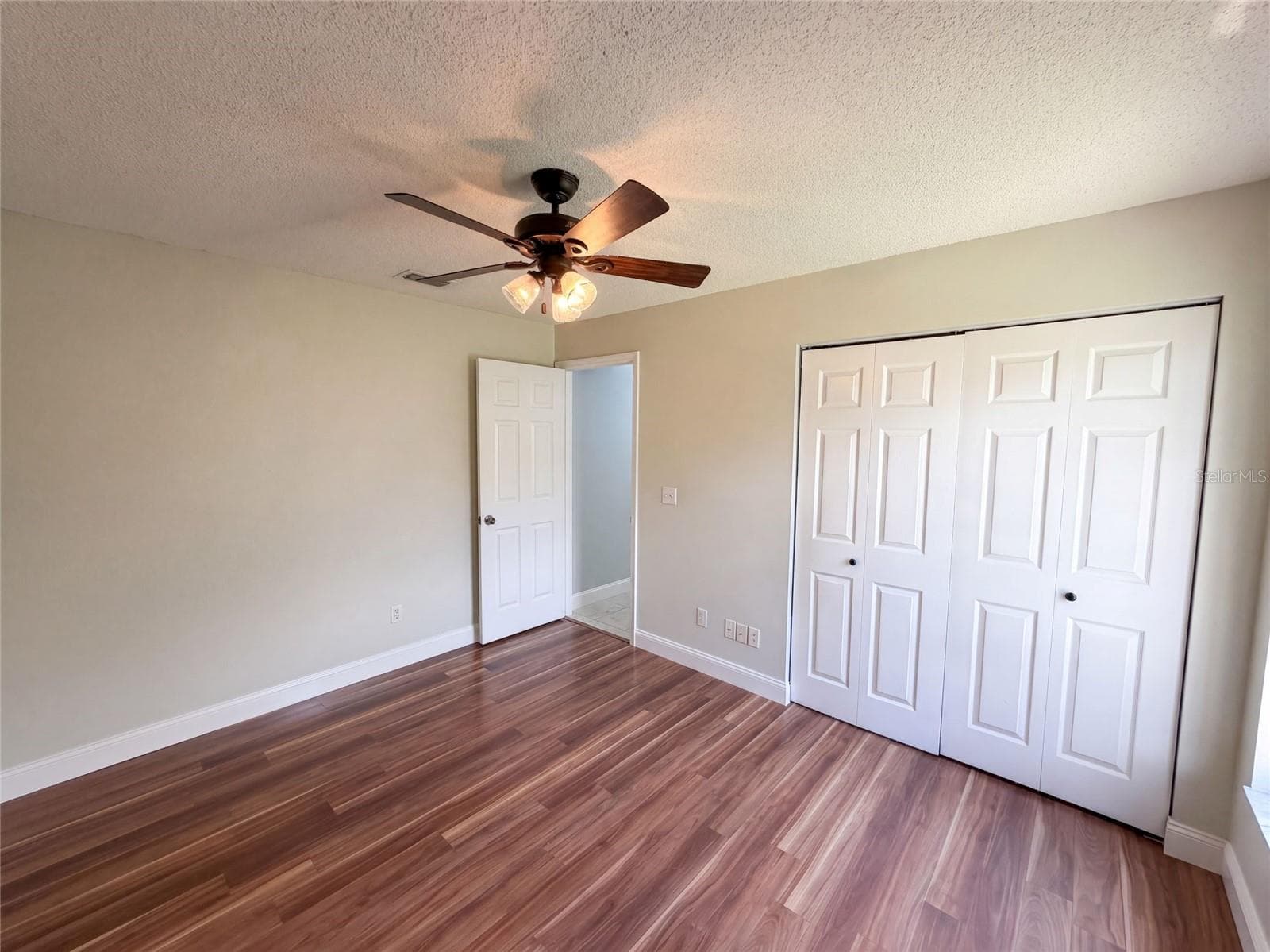 Single Family Residence at 14725 EAGLES CROSSING DR, ORLANDO, photo 13 of 29