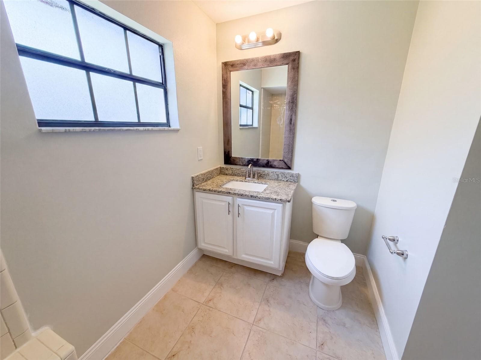 Single Family Residence at 14725 EAGLES CROSSING DR, ORLANDO, photo 18 of 29