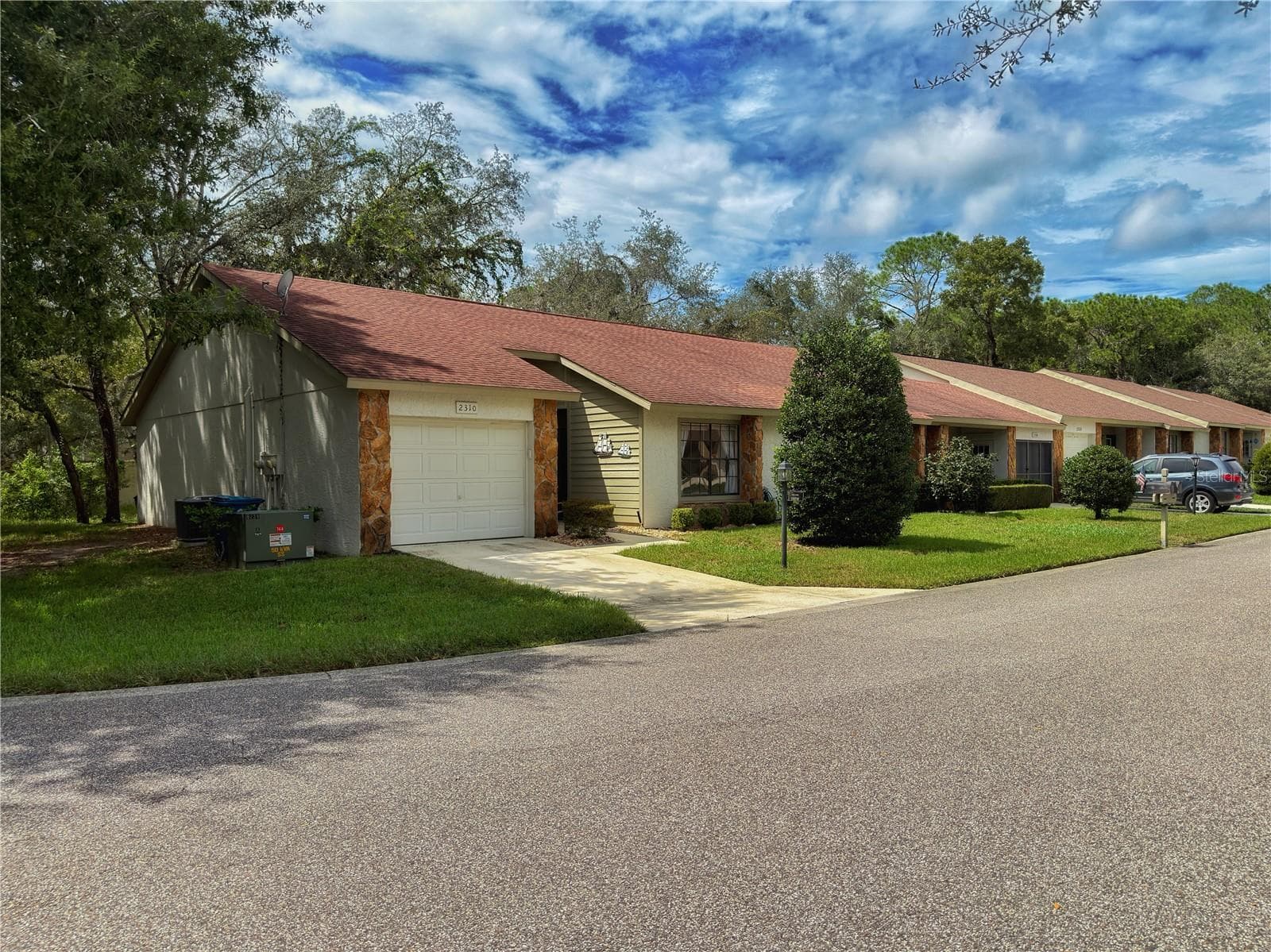 2310 WYNDAM DR