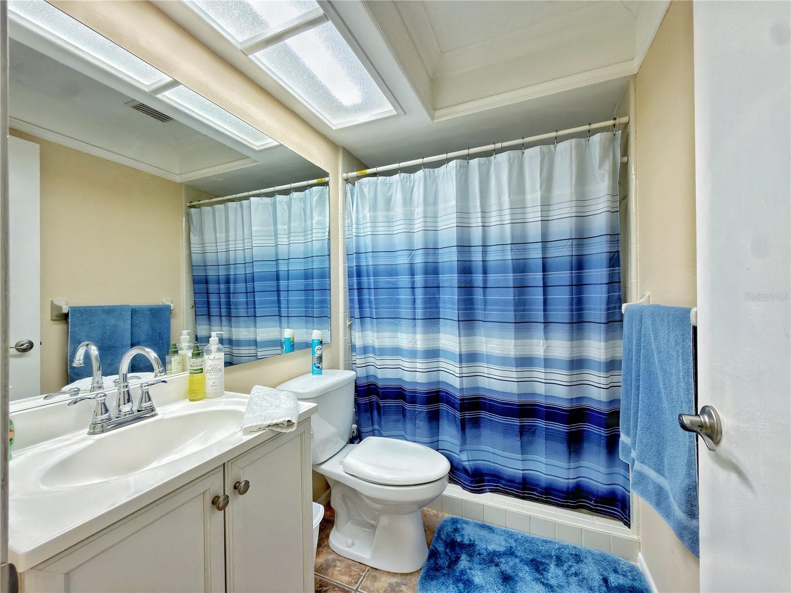 Primary Bathroom - 2310 WYNDAM DR, SPRING HILL